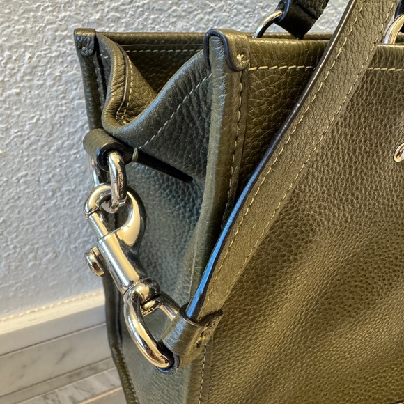 Women's Coach Leather Dempsey carryall tote cargo green D2039-1959 - Picture 7 of 12